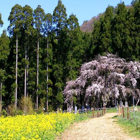 Готель Fujiiso (Adults Only) Takayama  Екстер'єр фото