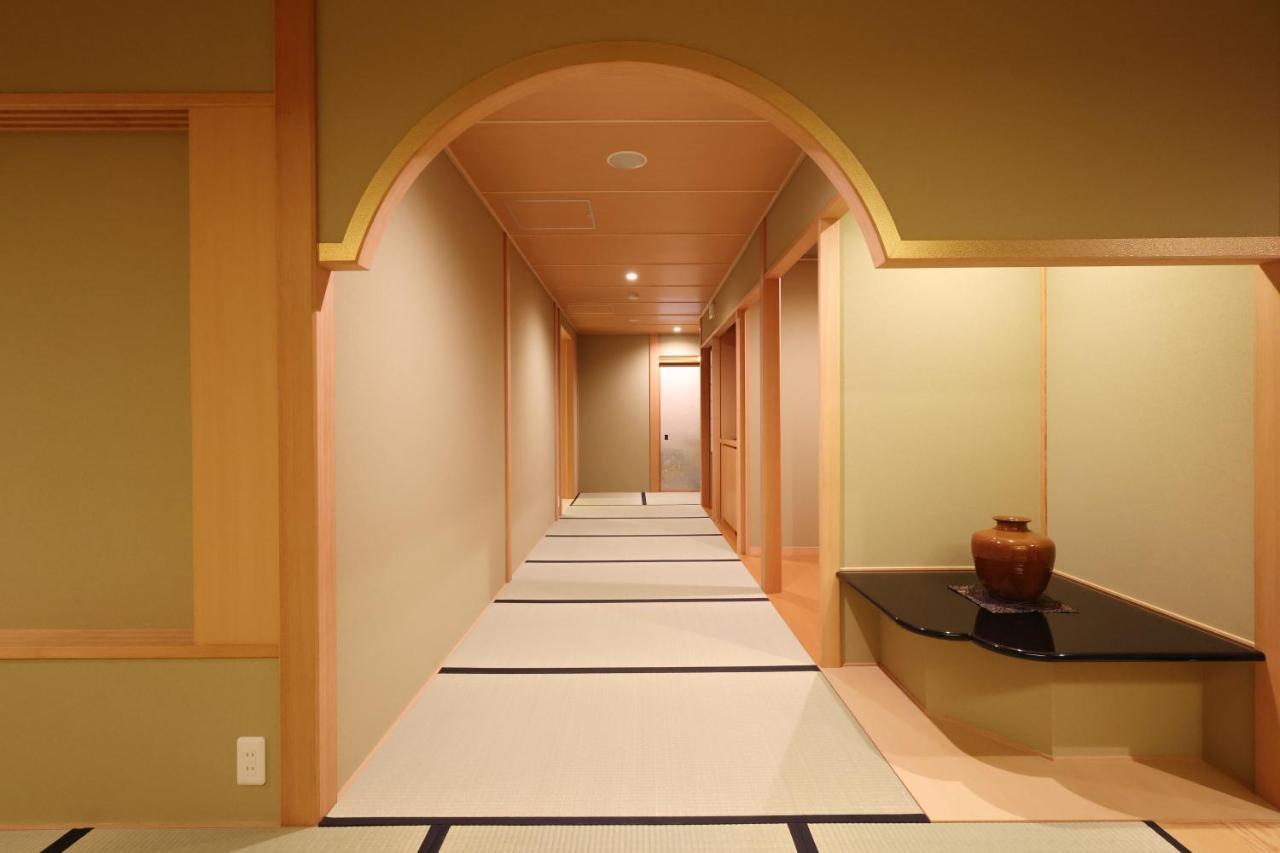 Готель Fujiiso (Adults Only) Takayama  Екстер'єр фото